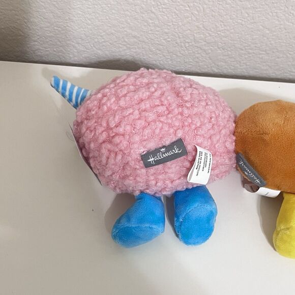 Hallmark Better Together Corn Dog and Cotton Candy Magnetic Plush Pair Set w/TAG - Picture 7 of 11